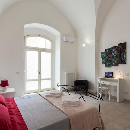 La Casa Nel Vico Apartment Lecce Ngoại thất bức ảnh